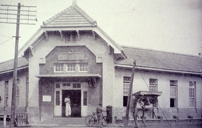 郵便局黑白影像