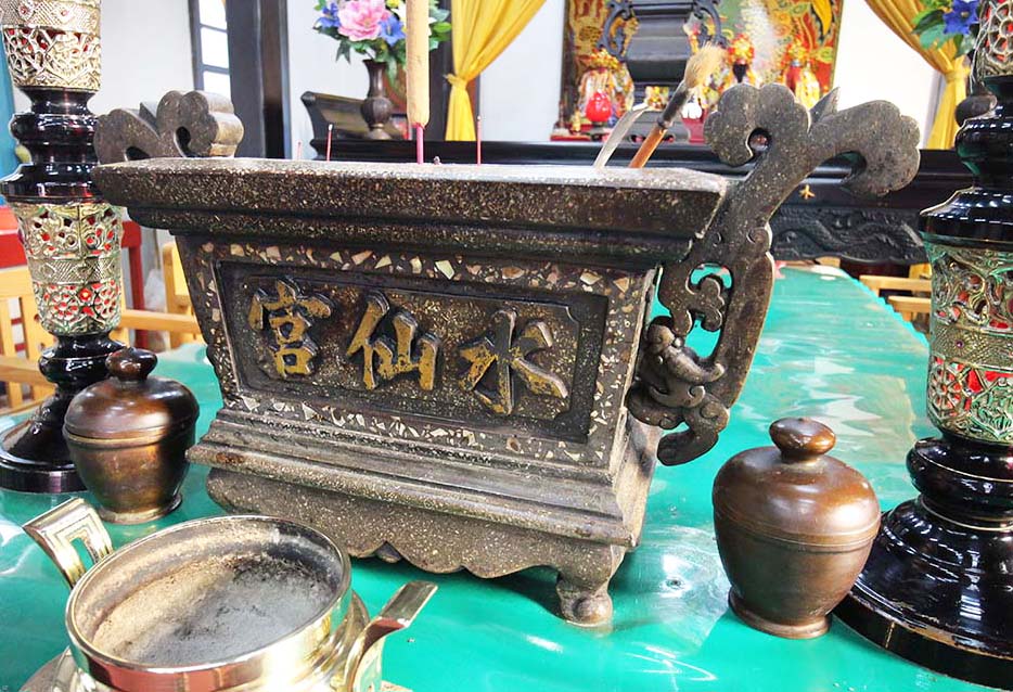 範例：水仙宮磨石子香爐