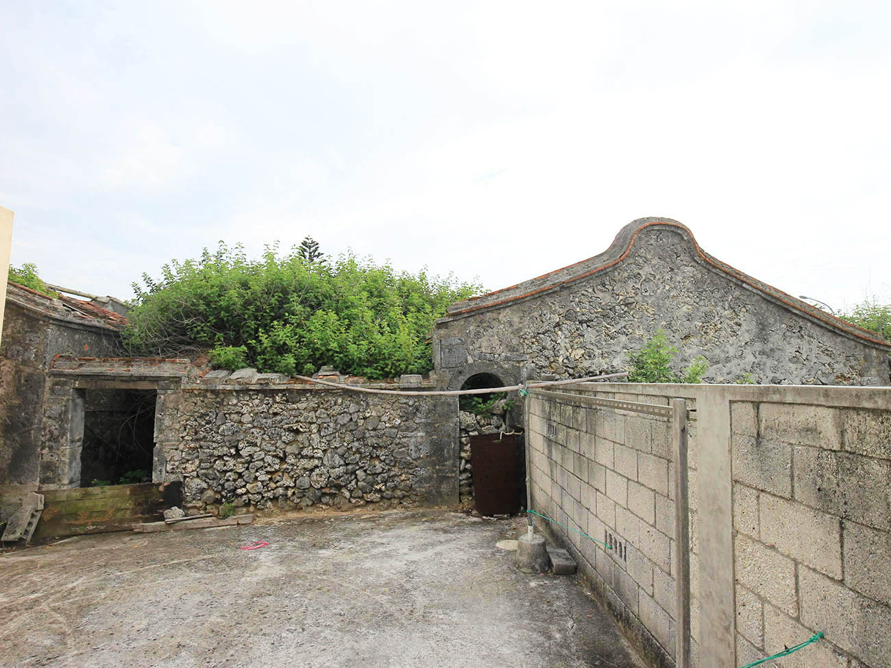 許氏三合院通梁村〇號