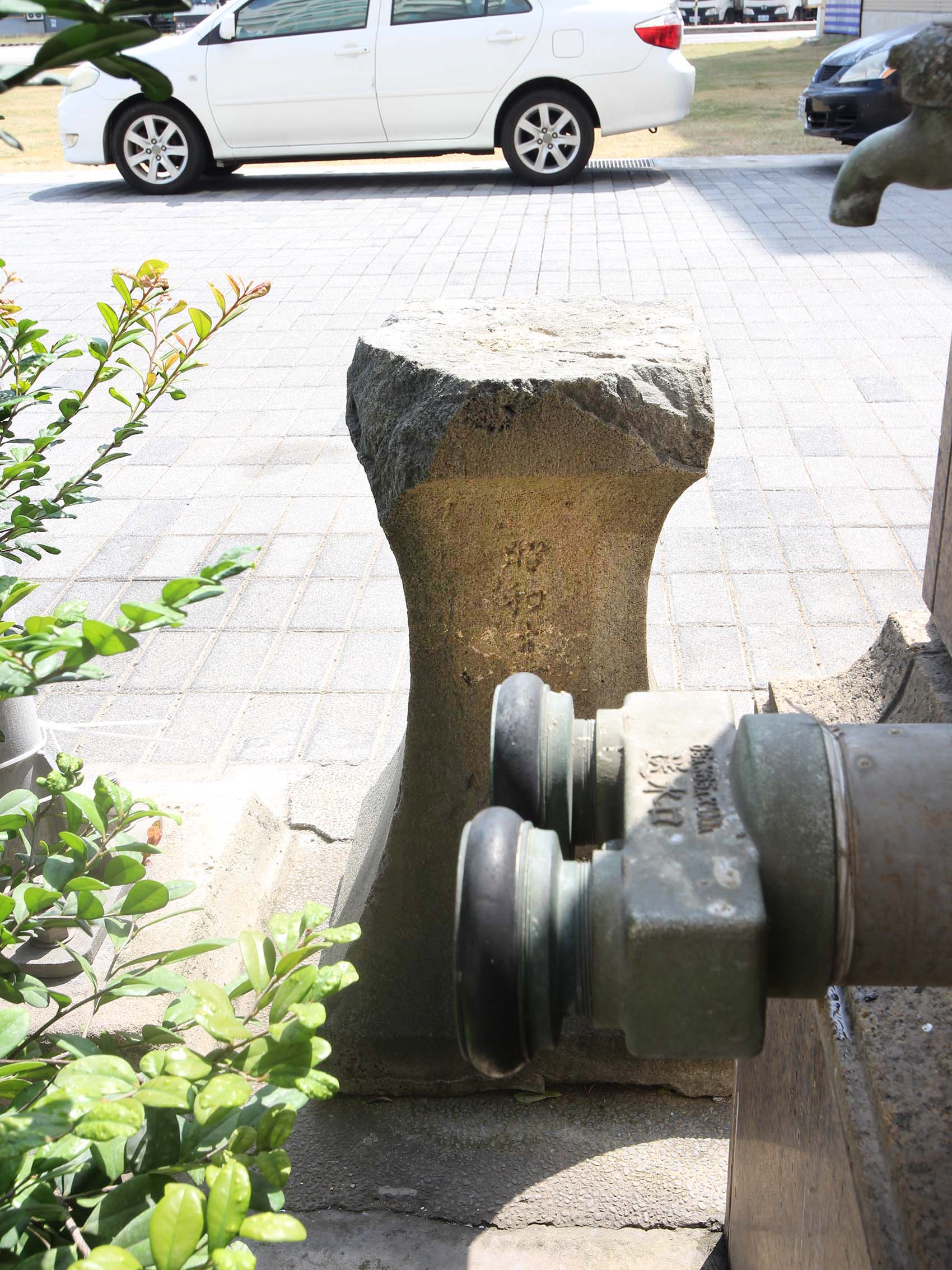 阿東餐廳前石燈籠馬公市新店路6巷6號