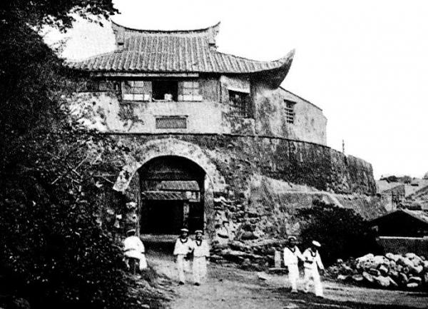 媽宮城黑白影像