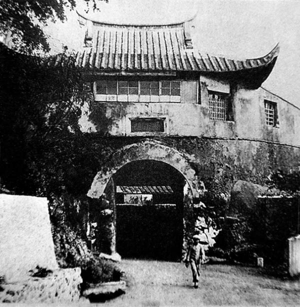 順承門黑白影像