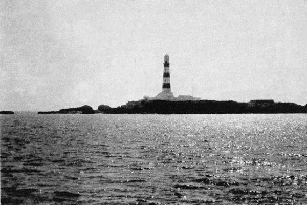 目斗嶼燈塔黑白影像