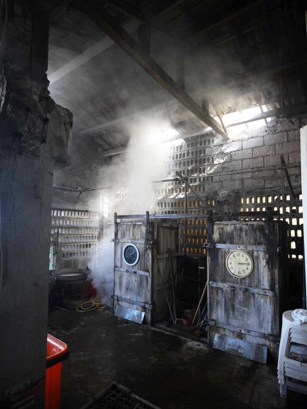 臭肉魚加工嵵裡里漁工新村〇號