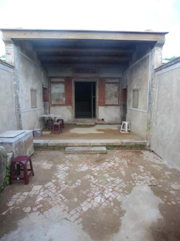 呂石硓古宅整修中