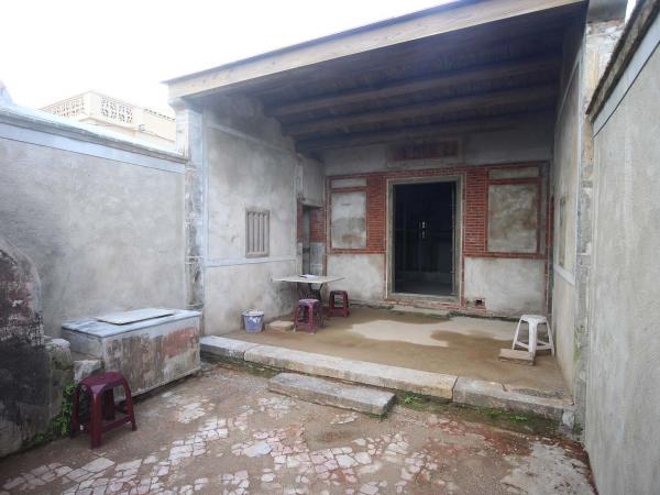 呂石硓古宅整修中