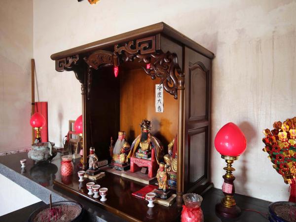 紅羅村萬靈公廟
