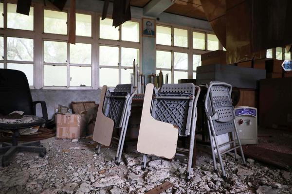 鎮海國中：中正圖數館