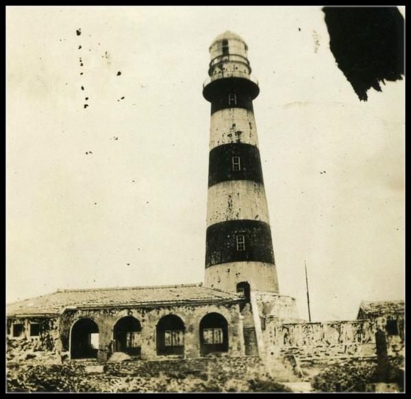 目斗嶼燈塔黑白影像